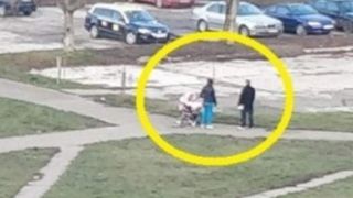 Ce s-a &icirc;nt&acirc;mplat cu profesoara care a agresat pe stradă un bebeluș
