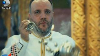 De la ei mai puțin, de la Dumnezeu mai mult! Un preot înstărit a facut zeci de mii de euro din contracte derulate cu statul! Este numit "Dumnezeul achizițiilor"