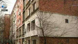 O mlaștină formată sub 400 de blocuri din Galați, la un pas să provoace un dezastru! Mii de familii sunt în pericol