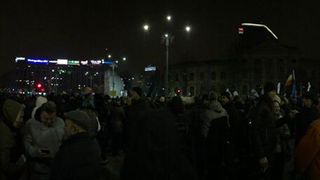 Proteste in Romania! In Bucuresti au fost peste 11 mii de persoane in Piata Victoriei! De ce au protestat romanii
