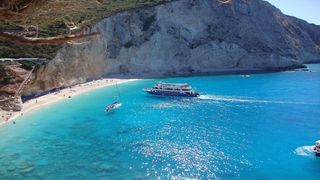 Vacanțe de vară ieftine. Unde merg rom&acirc;nii