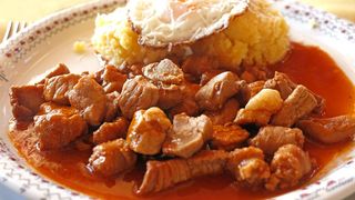 Restaurant de tip "m&acirc;ncare locală" &icirc;n Capitală