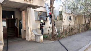 Explozie puternică &icirc;ntr-un bloc de garsoniere din Constanța. 11 locuințe au fost afectate