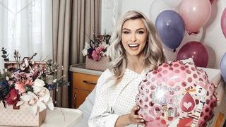 Ce este embolia amniotică, complicația care aproape a ucis-o pe Andreea Bălan! Ce se &icirc;nt&acirc;mplă &icirc;n corpul unei mame &icirc;n această perioadă!