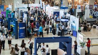 T&acirc;rg de job-uri: IT-ul pune la bataie cele mai mari salarii din economie