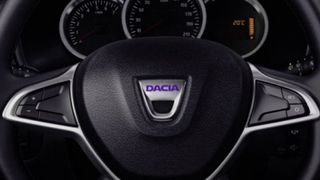 A aparut prima Dacie electrica care circula pe strazi