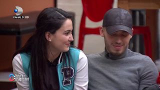 Viorela de la Puterea Dragostei, intrebata daca este insarcinata