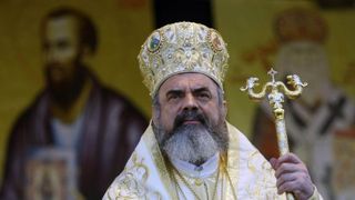 Patriarhul Daniel a &icirc;mplinit 29 de ani de la hirotonie: &rdquo;Apără Ortodoxia &icirc;n aceste vremuri tulburi şi complicate&rdquo;