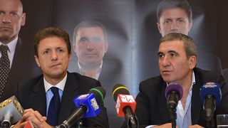 Gică Hagi şi Gică Popescu au fost daţi în judecată! Procesul are o miză imobiliară în Poiana Braşov!