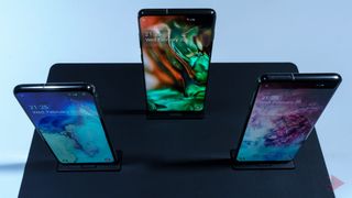 Samsung Galaxy S10 vs. iPhone Xs Max: cel mai așteptat test