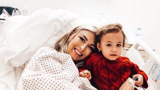 Andreea Bălan, prima declarație după ce a fost din nou la un pas de moarte! Urmează &icirc;ncă o operație! "Au aparut alte hematoame care trebuiesc operate si eliminate"