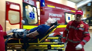 A vrut să-și pună capăt zilelor după ce a aflat că soția bagă divorț. 3 copii plâng acasă