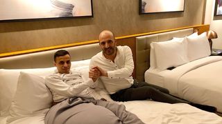 Costi, t&acirc;nărul cu o tumoră de 20 de kg. Bărbatul are nevoie de ajutorul oamenilor buni