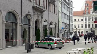Mai multe primării din Germania, evacuate după  ameninţări, unele cu bombă