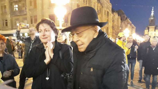 Filosoful Mihai Şora, la protest &icirc;n centrul municipiului Timişoara: O justiţie care nu e independentă, nu e justiţie. Laura Kovesi reprezintă Justiţia, cu majusculă, şi de Justiţie lor le este frică