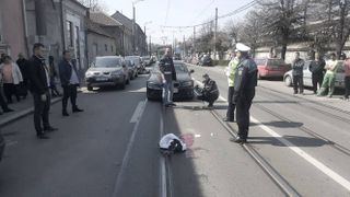 A fost LOVIT DIN PLIN de un autoturism și lăsat într-o baltă de sânge, la Cluj! Au sărit în ajutorul lui, dar degeaba! Păcat, avea numai 35 de ani!