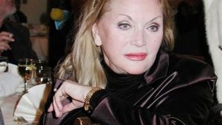 Deși ar putea valora milioane, brandul &rdquo;Zina Dumitrescu&rdquo; nu e &icirc;nregistrat la OSIM! Fiul creatoarei: &rdquo;N-am vrut să mă implic, mi-a zis să-mi văd de treaba&rdquo;! DEZVĂLUIRI