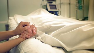 Gripa mai face o victimă. O femeie a murit la spitalul din Oradea 