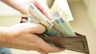 Ce se &icirc;nt&acirc;mplă cu banii pentru concediul de maternitate. Decizie luată &icirc;n urmă cu puțin timp