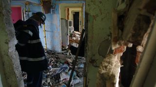 Clipe de panica intr-un bloc din Cluj Napoca. Un barbat a aruncat cladirea in aer pentru ca il suparase fosta sotie!