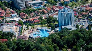 VIDEO | Baile Felix si Baile Intai Mai intra in reabilitare dupa 30 de ani!