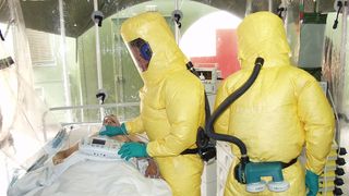 Ebola &icirc;n RD Congo: 100 de persoane au murit &icirc;n trei săptăm&acirc;ni! Bilanţul total a ajuns la 700
