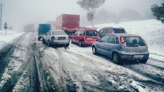 VIDEO | Ninge ca-n mijlocul iernii în luna aprilie