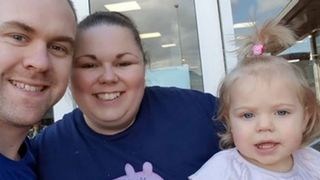 Durere cumplită. Le-a murit fiica de 18 luni &icirc;ntr-un mod șocant 