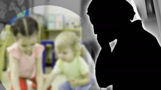 VIDEO | Un pătuț a căzut peste doi copii la o grădiniță din Craiova. Totul s-a &icirc;nt&acirc;mplat chiar sub privirile colegilor și ale educatoarei