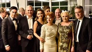 Liviu Dragnea le-a cerut Olguţei Vasilescu şi lui Claudiu Manda să le fie naşi lui şi Irinei Tănase