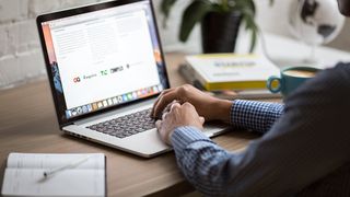 5 semne clare ca trebuie sa-ti schimbi laptopul