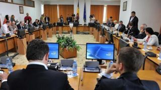 Comisia de buget: noul indice ROBOR, aplicat și creditelor &icirc;n derulare