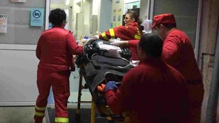 La 15 ani se luptă să trăiască după ce a făcut o GREȘEALĂ ce ar putea să îi fie fatală!