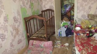 Și-a înfometat copiii ca să ceară bani de la oamenii impresionați de soarta lor 