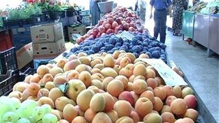 VIDEO | Primavara aceasta vom manca fructe romanesti mai putine si mai scumpe
