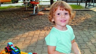 Tatăl lui Ionuț Anghel își execută silit fostul avocat! Bogdan Bărbuceanu a reprezentat familia băiatului ucis de câini lângă Parcul Tei