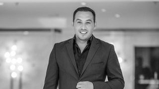 Stefan Stan: „Ne asteapta o experienta unica!”- Impreuna cu Radio Impuls, artistul a lansat un concurs pentru fanii sai; castigatorul il va insoti la Londra, la concertul pe care urmeaza sa il sustina la finalul lunii mai