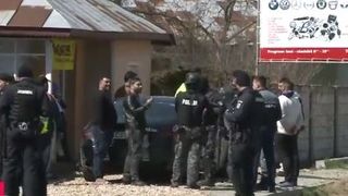 VIDEO | Scandal între două familii din localitatea Clejani! Mai multe persoane au fost grav rănite