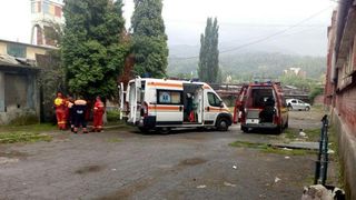 Un miner de la Lupeni a suferit arsuri grave, după ce a lucrat la un transformator şi a generat un arc electric