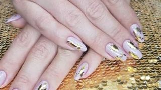 VIDEO | Manichiura cu cristale