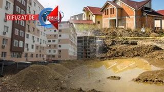 VIDEO | Lux pierdut in noroi.  Strazi pline de gropi in cartierele rezidentiale