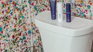 3 vase de WC suspendate pentru o baie moderna