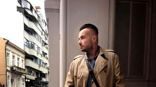 Dezvăluiri despre Răzvan Ciobanu de la colegul său de armată! Bloggerul Cetin: &rdquo;Nu &icirc;și dorea să fie &icirc;nmorm&acirc;ntat de preoți&rdquo;! Legătura designerului cu tragedia de la Colectiv