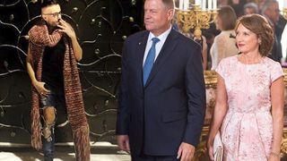 Răzvan Ciobanu a atacat DUR familia prezidenţială! Uite ce spunea despre Carmen Iohannis! "Tot zg&acirc;rmă &icirc;n prostul său gust"