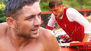 Doamne, în ce ipostază a fost surprins Costin Gheorghe de la Exatlon! Cineva îl ajuta să meargă! Uite cum arăta "faimosul"! FOTO!