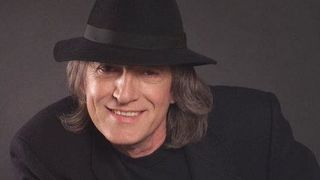 Mihai Constantinescu, în stare gravă. Ce se întâmplă cu artistul 