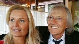 Rugăciune colectivă pentru Mihai Constantinescu, la miezul nopții! Soția artistului și câteva sute de persoane s-au rugat în același timp pentru salvarea artistului EXCLUSIV