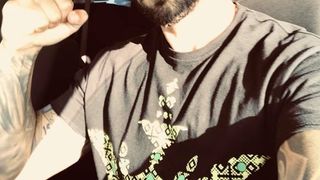 Suporterii i-au vandalizat maşina lui Giani Kiriţă: "Nu mai puteam să ieşim"