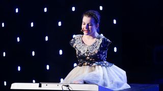 Ce transformare! Cum arată acum Lorelai Molneguțu, câștigătoarea unui show de talente! Uite ce a făcut cu banii câștigați