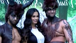 VIDEO | Accesorii inedite, tinute de exceptie